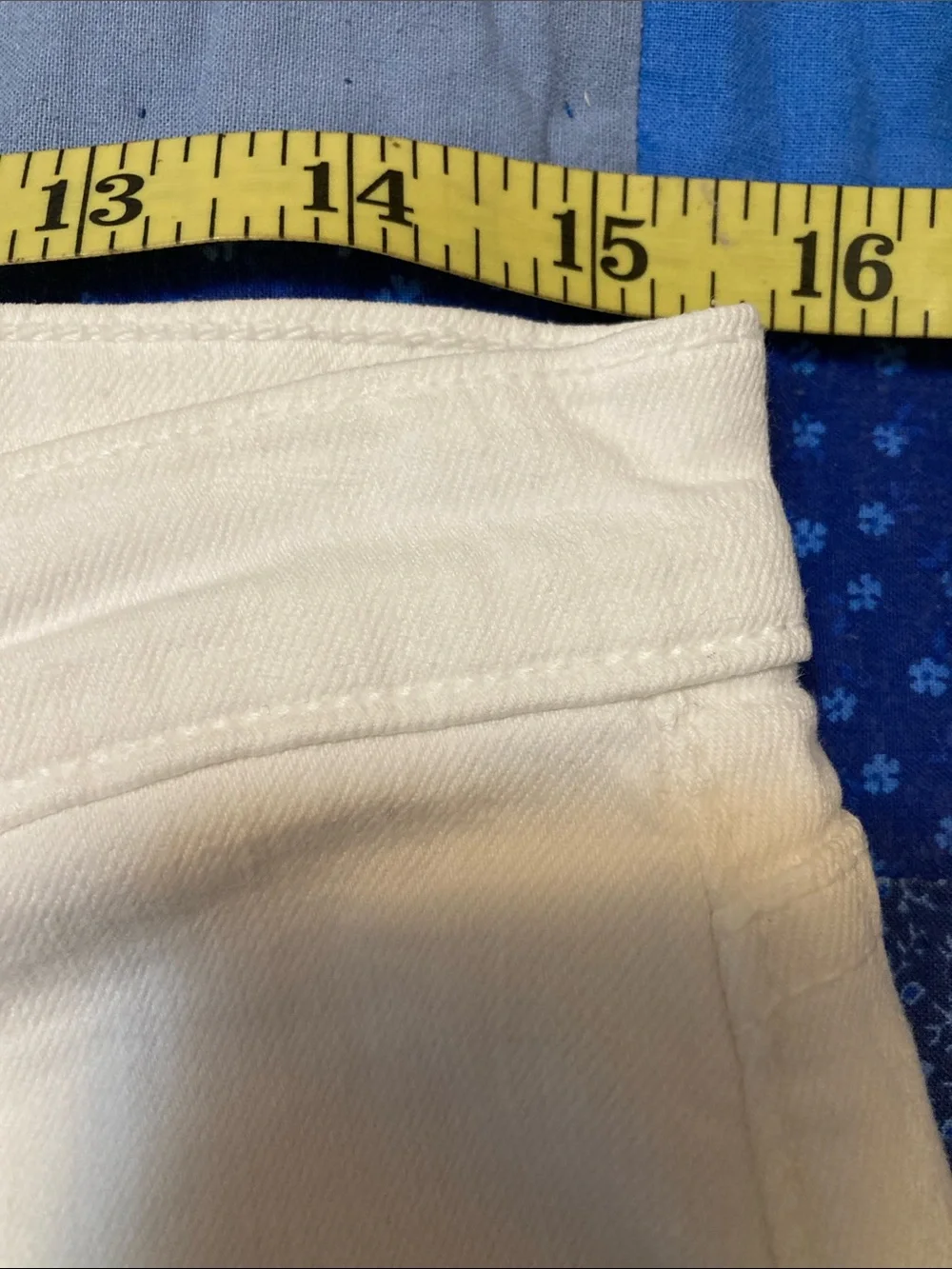 Kate Spade Saturday button fly Crisp White Skinny Jeans Sz 28